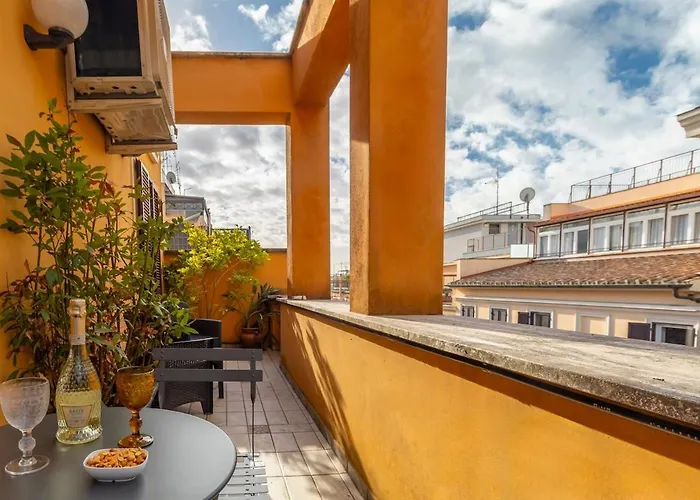 Aurealiving - Historic Trastevere With Terrace Appartamento *