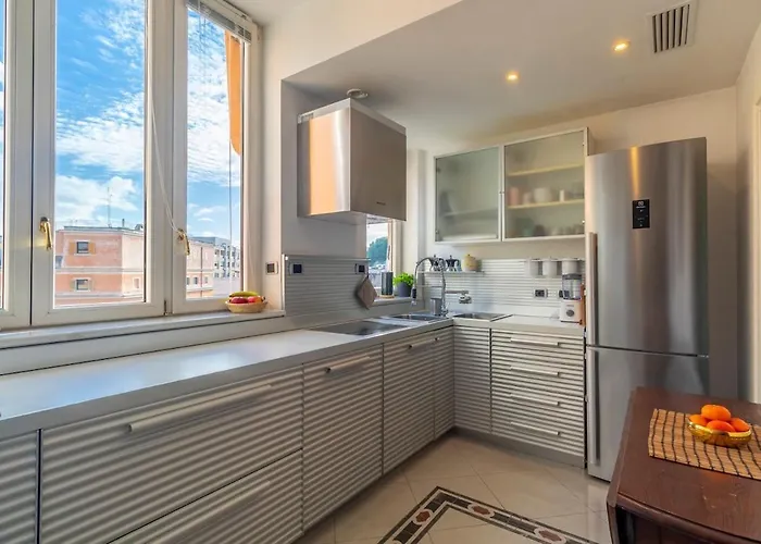 Aurealiving - Historic Trastevere With Terrace