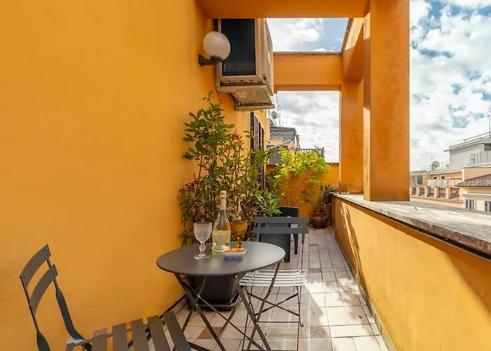 Aurealiving - Historic Trastevere With Terrace Appartamento