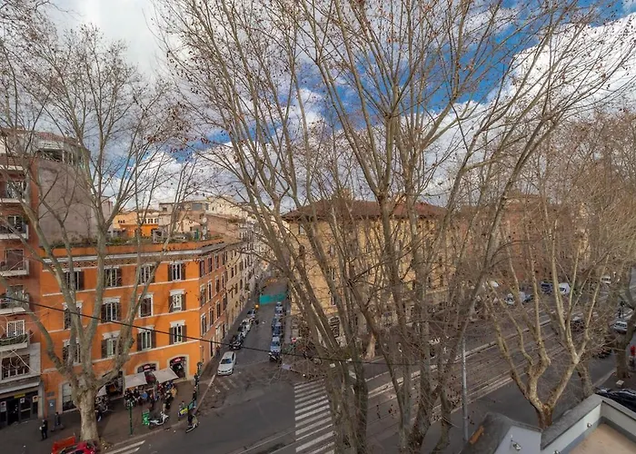 Aurealiving - Historic Trastevere With Terrace * Roma