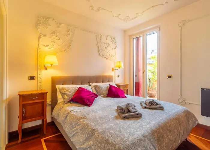 Aurealiving - Historic Trastevere With Terrace *